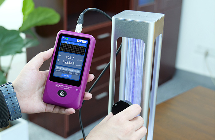HT1935测量222nm紫外杀菌灯